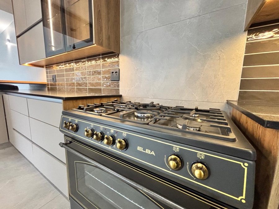 4 Bedroom Property for Sale in Grimbeeck Park North West